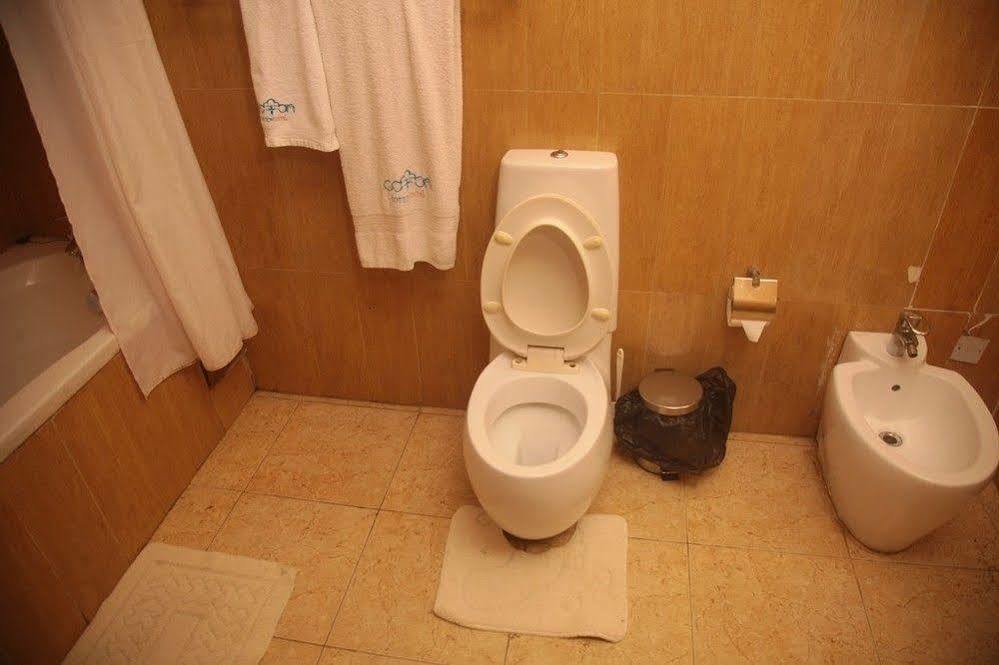 Aliayabiagba Fryburg Suites מראה חיצוני תמונה